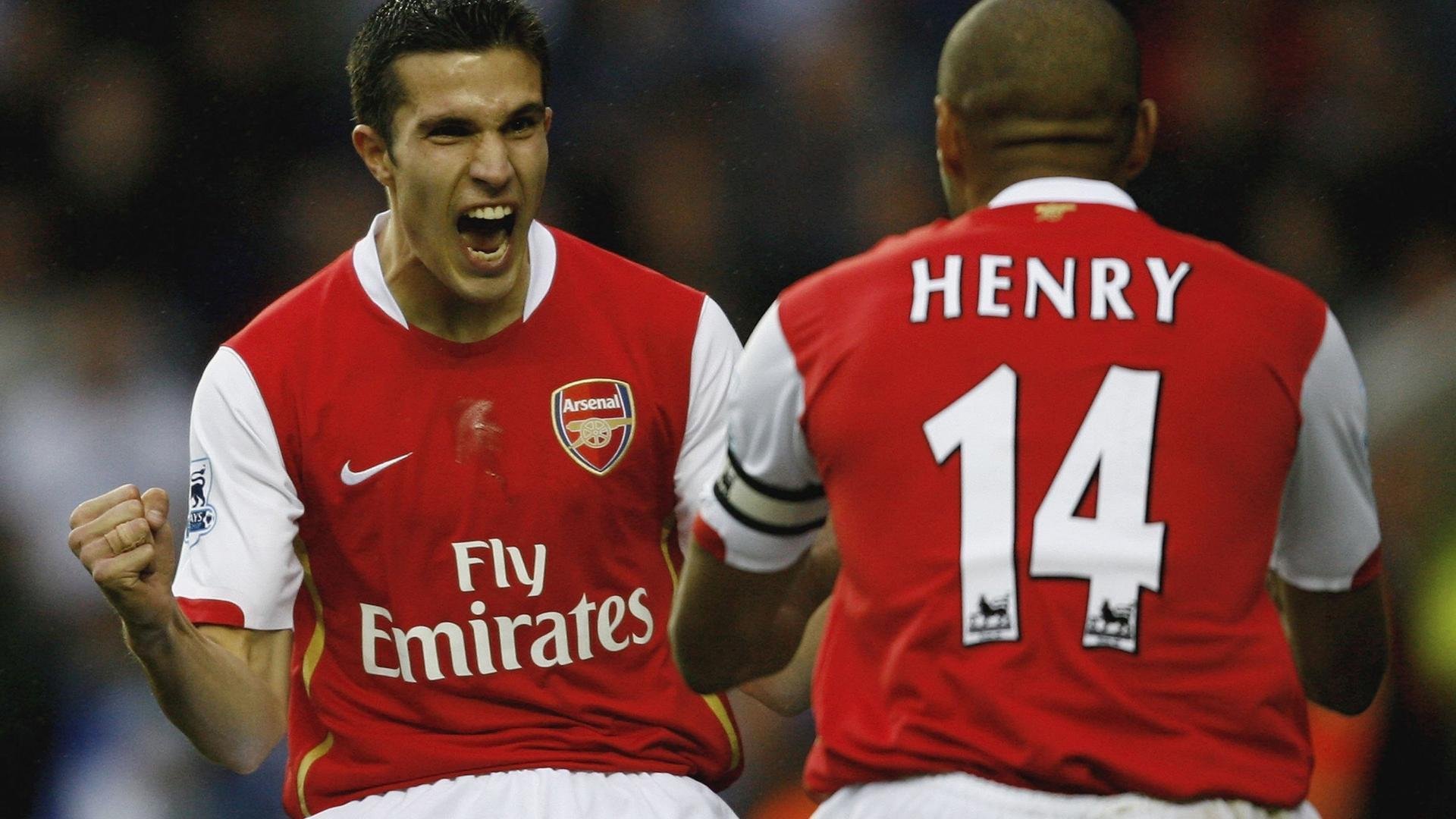 布莱顿在转会窗操作被评为“高性价比”——追踪这支英超黑马的转会智慧