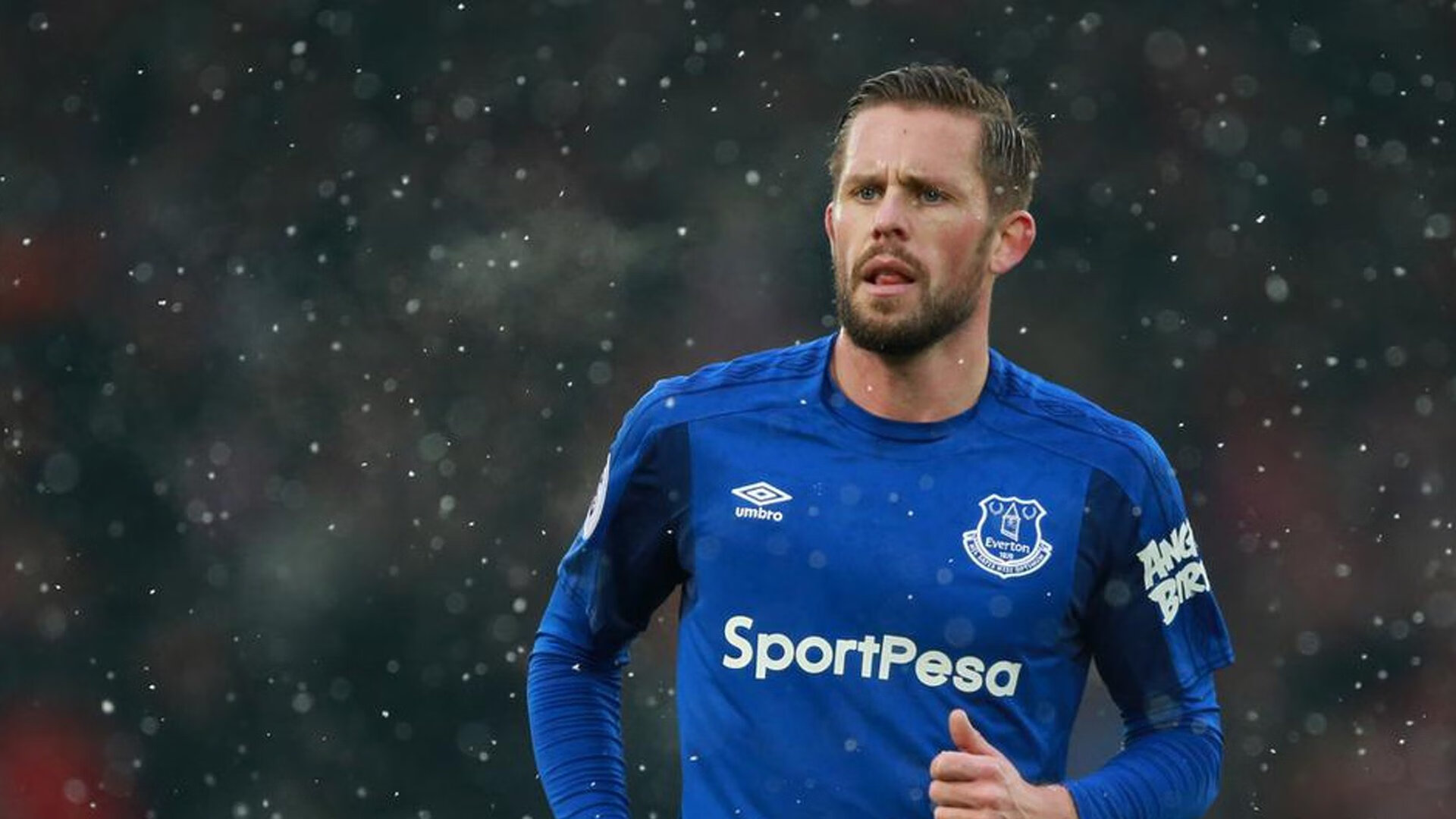 血亏!4个首轮签打水漂,7换1梭哈贝恩惨变笑柄,NBA最失败交易